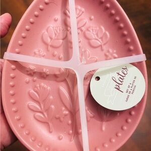 Beautiful 4pcs Pink egg shaped saucers for Spring/Easter